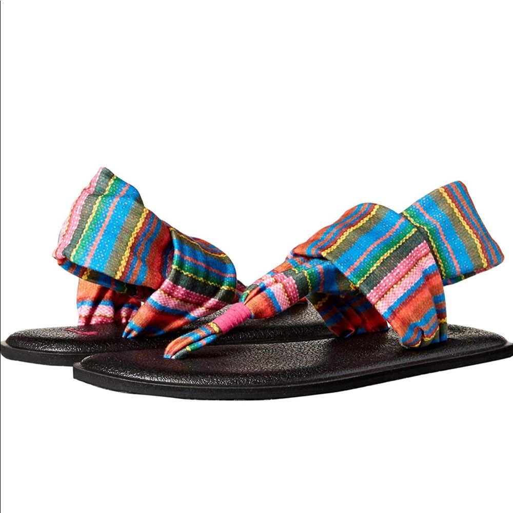 Girls. Sanuk Yoga Mat Sandals